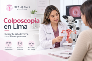 Ginecóloga explicando una colposcopia en Lima durante una evaluación preventiva del cuello uterino